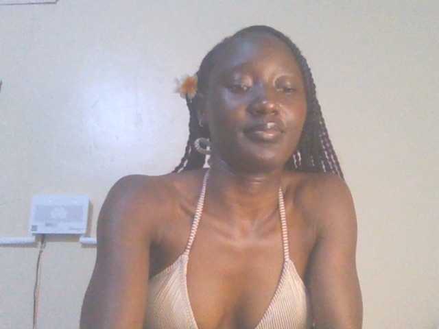 Sexylucia5 live webcam show