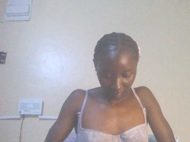 Sexylucia5 live cam on BongaCams