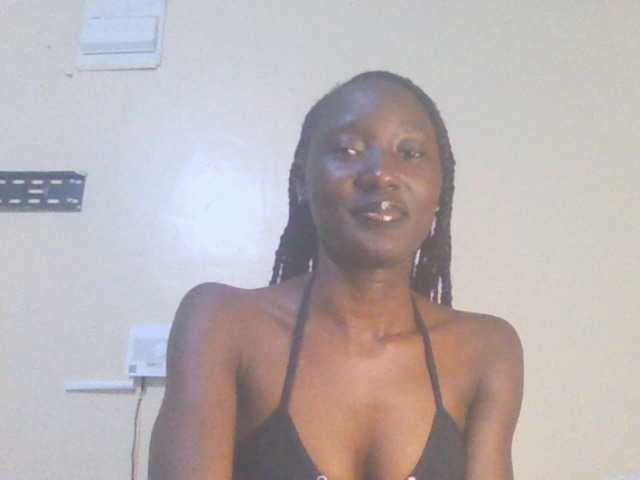 Sexylucia5 live cam on BongaCams