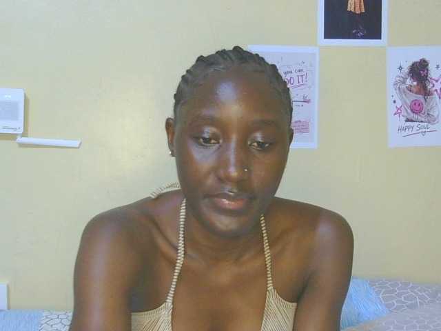 Sexylucia5 live cam on BongaCams