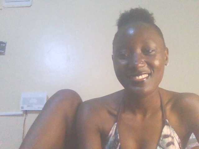 Sexylucia5 live cam on BongaCams
