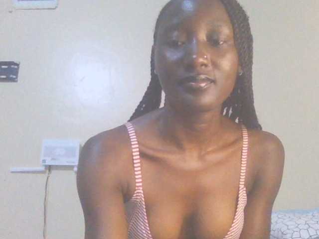 Sexylucia5 live cam on BongaCams