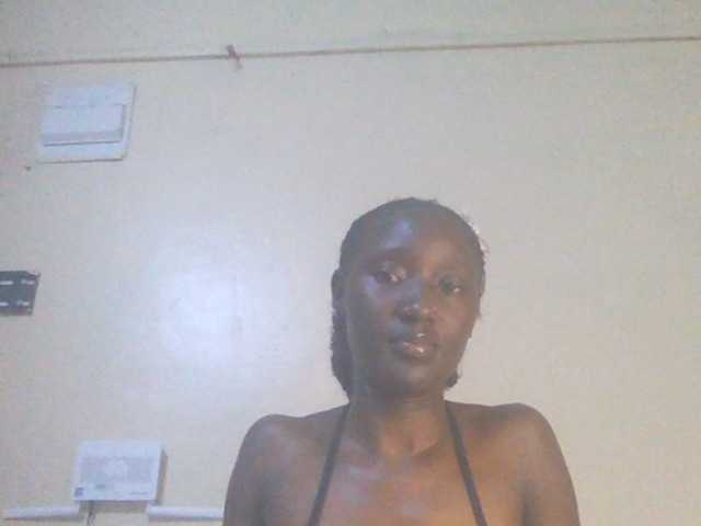 Sexylucia5 live cam on BongaCams