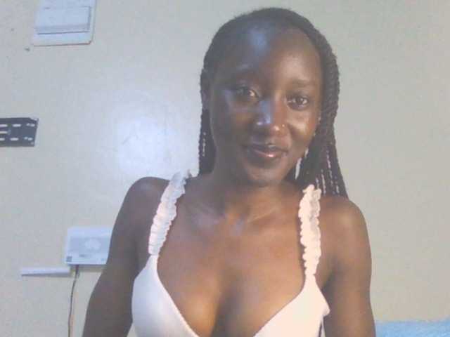 Sexylucia5 live cam on BongaCams