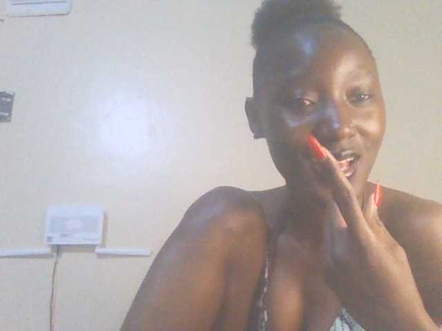 Sexylucia5 live cam on BongaCams