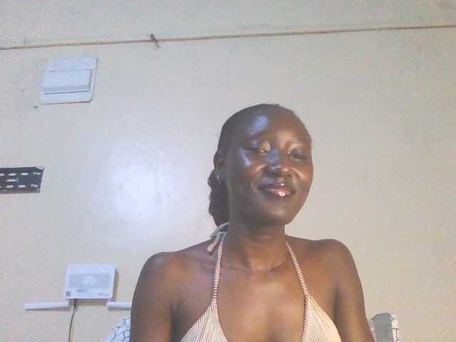 Sexylucia5 live cam on BongaCams