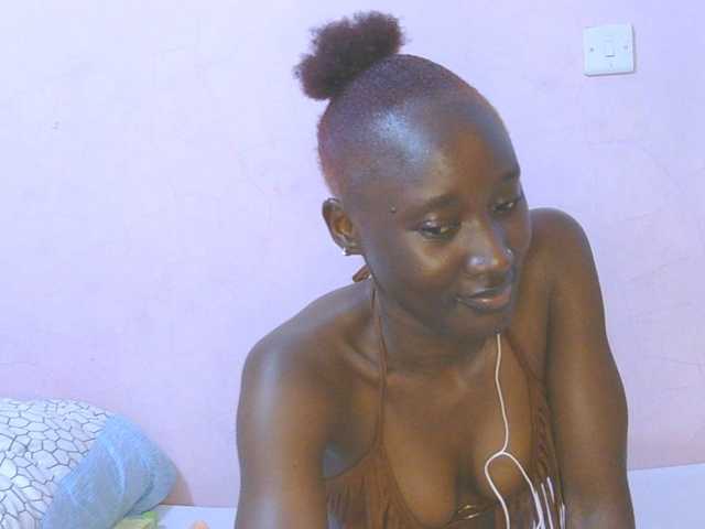 Sexylucia5 live cam on BongaCams