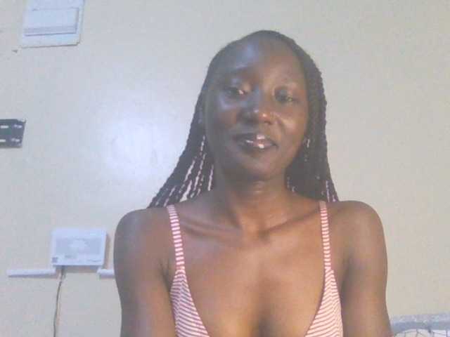 Sexylucia5 live cam on BongaCams
