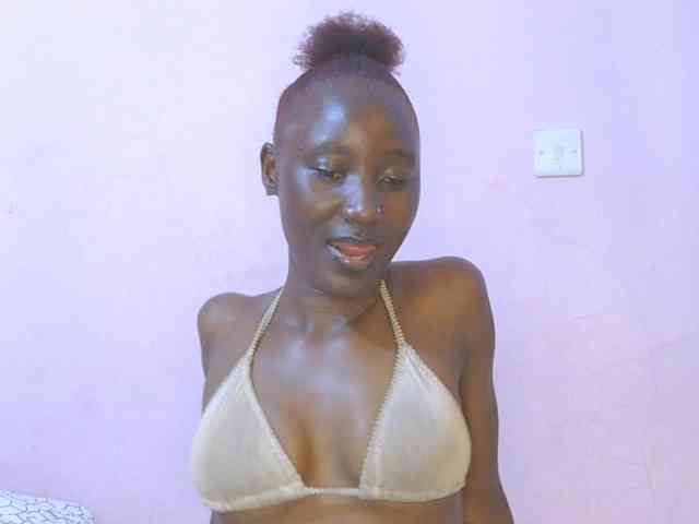 Sexylucia5