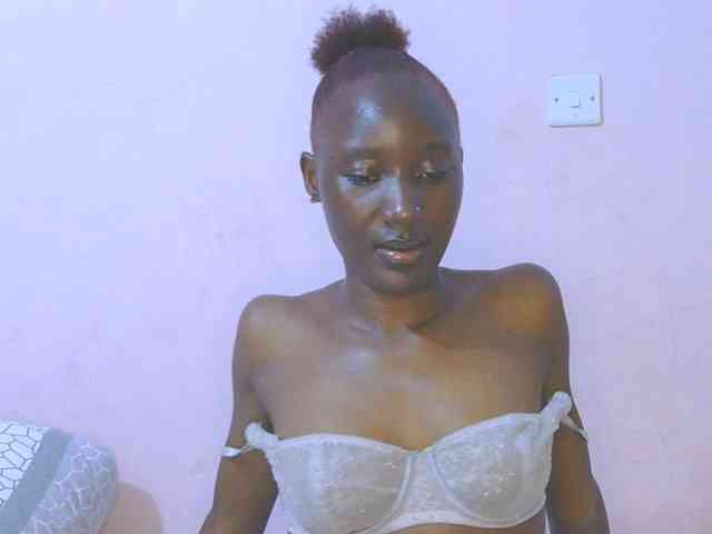 Sexylucia5 Sexylucia5