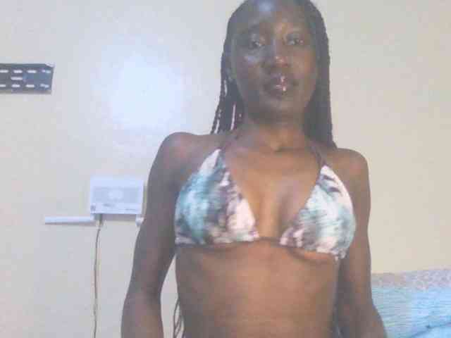 Sexylucia5 Sexylucia5