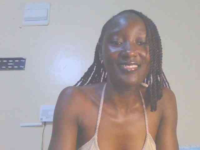 Sexylucia5 Sexylucia5