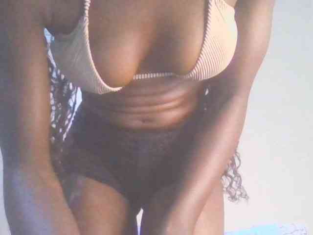 Sexylucia5