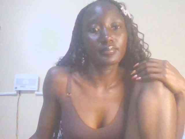 Sexylucia5 Sexylucia5