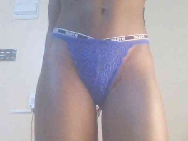Sexylucia5's cam show statistics and live stream