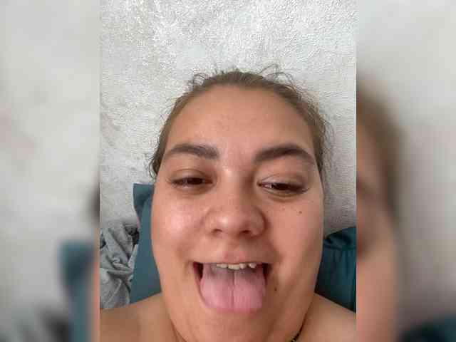 LoisLivvy webcam