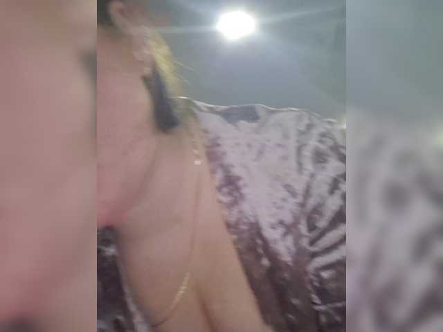 Sofia-36-1 live cam on BongaCams