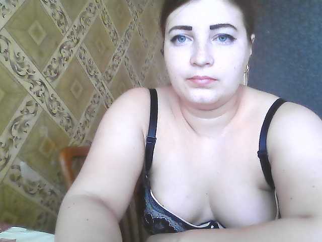 ElizabethMeow live cam on BongaCams