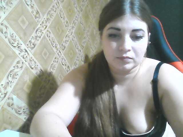 ElizabethMeow live cam on BongaCams