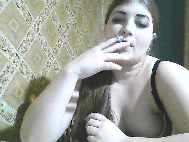 ElizabethMeow live cam on BongaCams