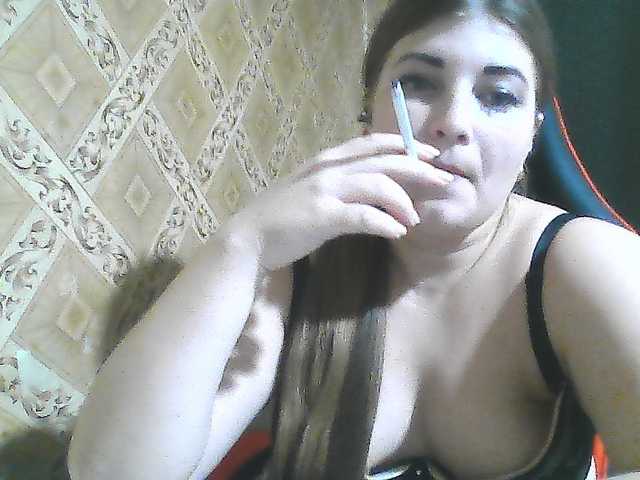 ElizabethMeow live cam on BongaCams