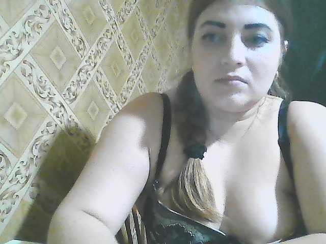 ElizabethMeow live cam on BongaCams
