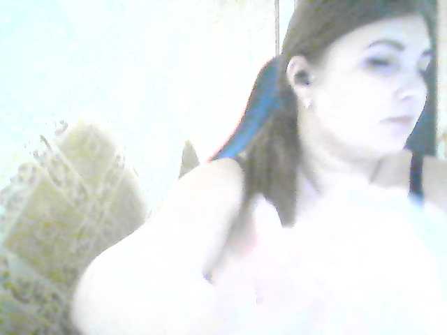 ElizabethMeow live cam on BongaCams