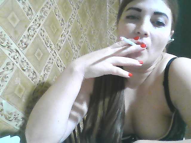 ElizabethMeow live cam on BongaCams