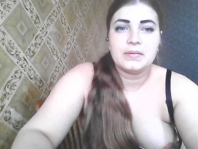 ElizabethMeow live cam on BongaCams