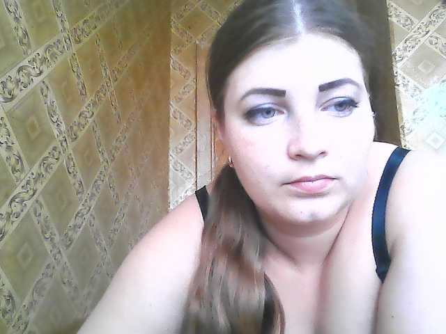 ElizabethMeow live cam on BongaCams