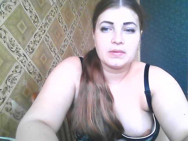 ElizabethMeow live cam on BongaCams