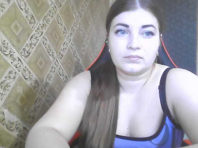 ElizabethMeow live cam on BongaCams