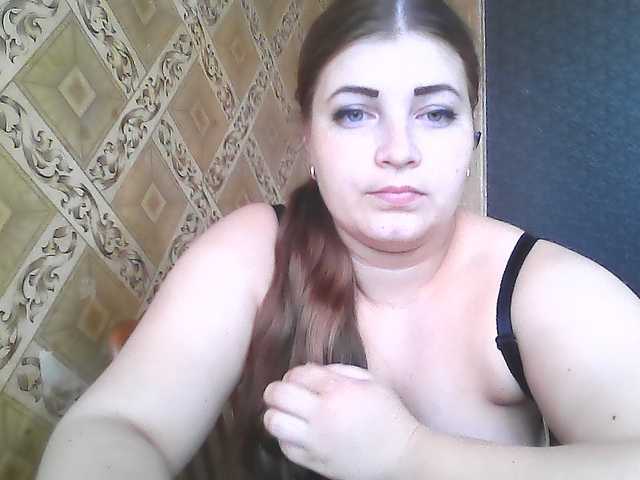 ElizabethMeow live cam on BongaCams