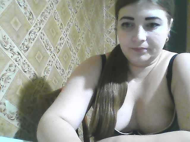 ElizabethMeow live cam on BongaCams