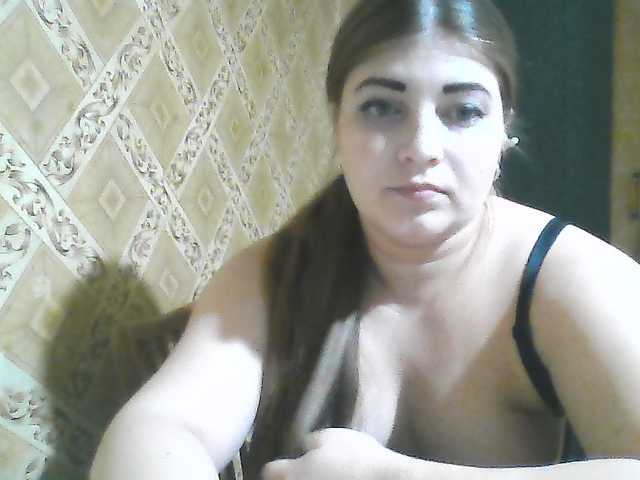 ElizabethMeow live cam on BongaCams
