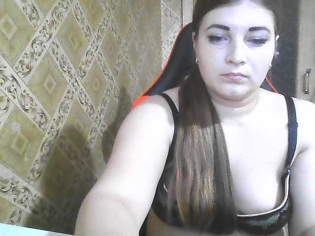 ElizabethMeow live cam on BongaCams
