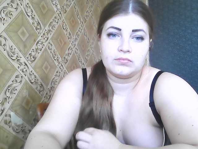 ElizabethMeow live cam on BongaCams