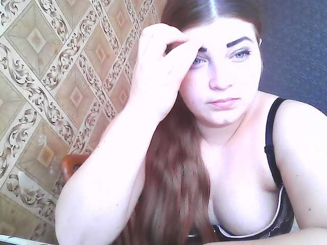 ElizabethMeow live cam on BongaCams