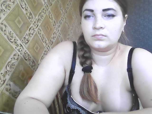 ElizabethMeow live cam on BongaCams