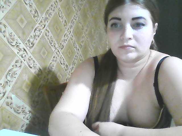 ElizabethMeow live cam on BongaCams