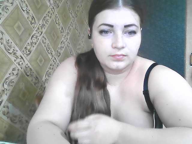 ElizabethMeow live cam on BongaCams