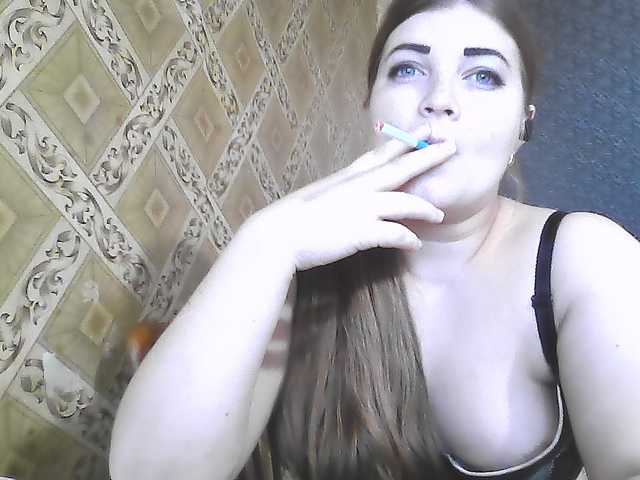 ElizabethMeow live cam on BongaCams