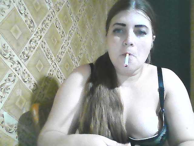 ElizabethMeow live cam on BongaCams