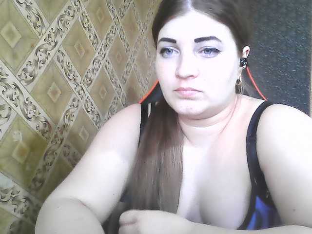 ElizabethMeow — live female cam