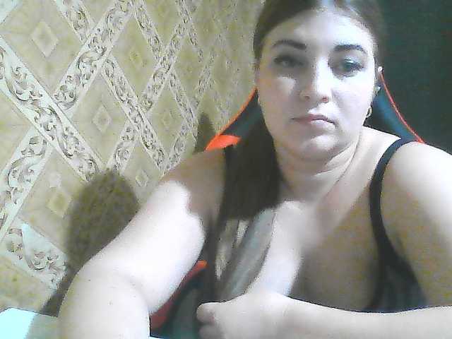 ElizabethMeow live cam on BongaCams