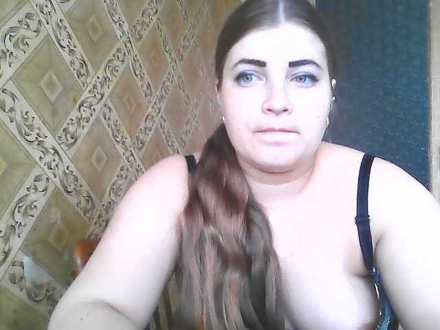 ElizabethMeow live cam on BongaCams