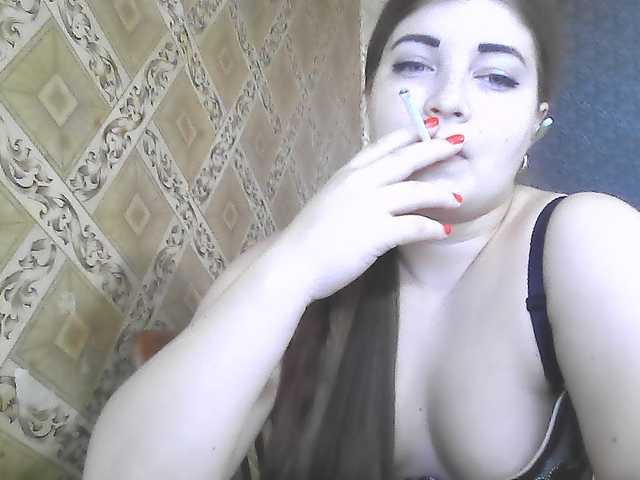 ElizabethMeow live cam on BongaCams