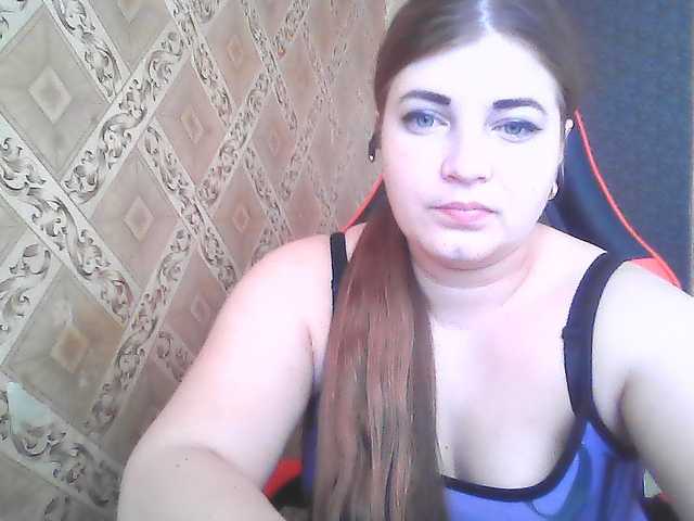 ElizabethMeow live cam on BongaCams