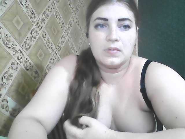 ElizabethMeow live cam on BongaCams