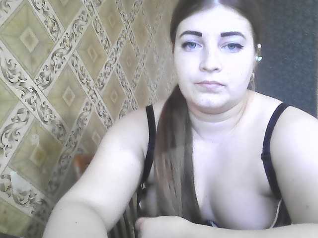 ElizabethMeow live cam on BongaCams